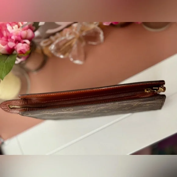 Louis Vuitton Monogram Clutch Hand Bag w Dust Bag - Picture 6 of 12